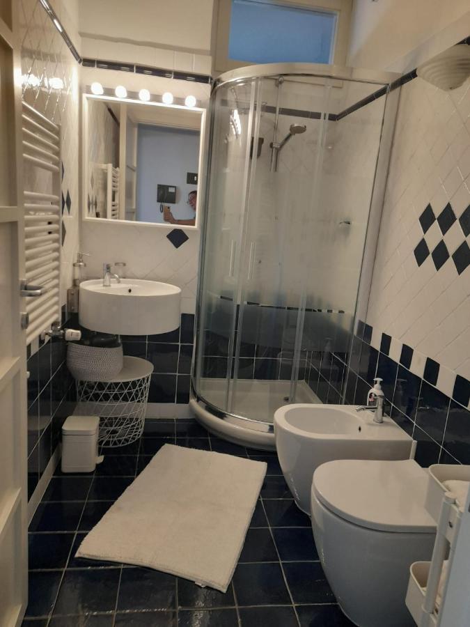 Bilocale Vista Mare Con Terrazzo-porto Antico- Parcheggio Scontato *