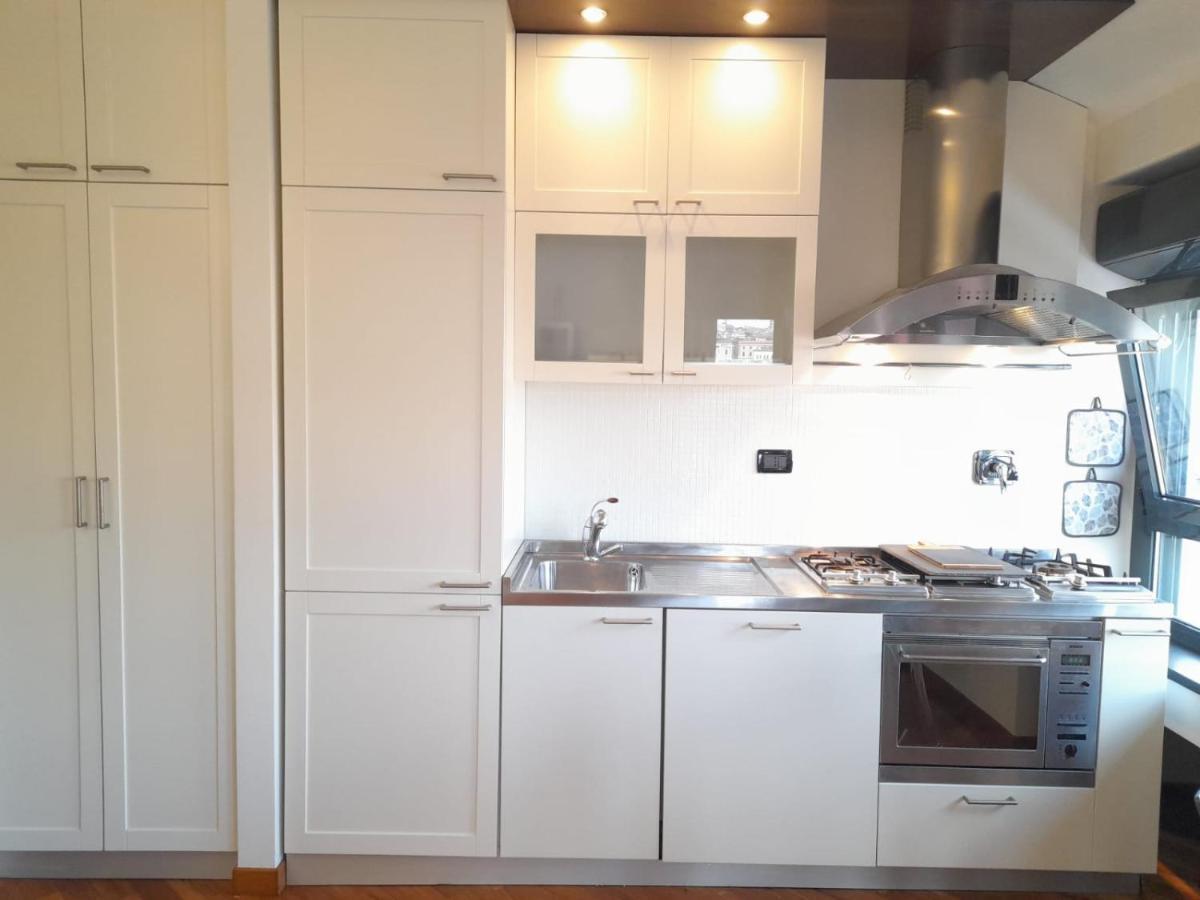 Bilocale Vista Mare Con Terrazzo-porto Antico- Parcheggio Scontato * Genova
